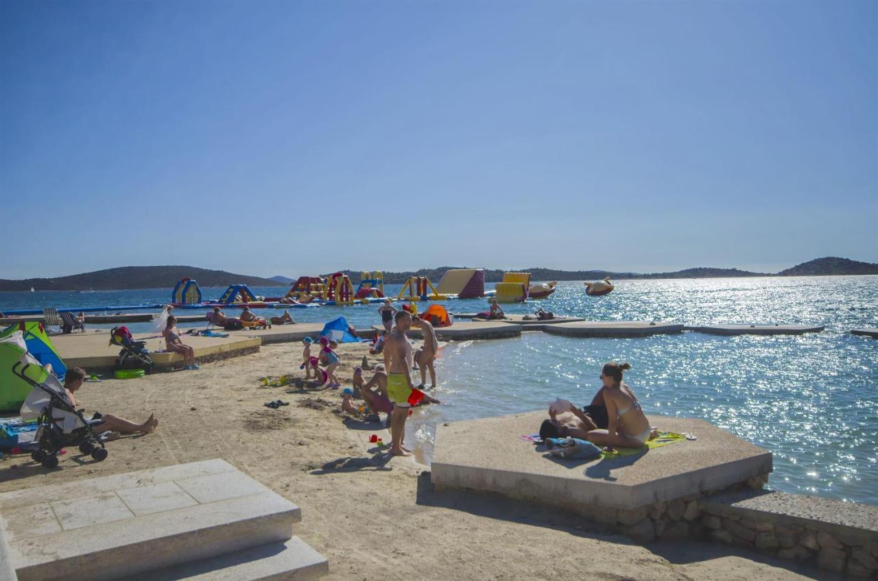 Apartments Zanze Vodice Eksteriør bilde