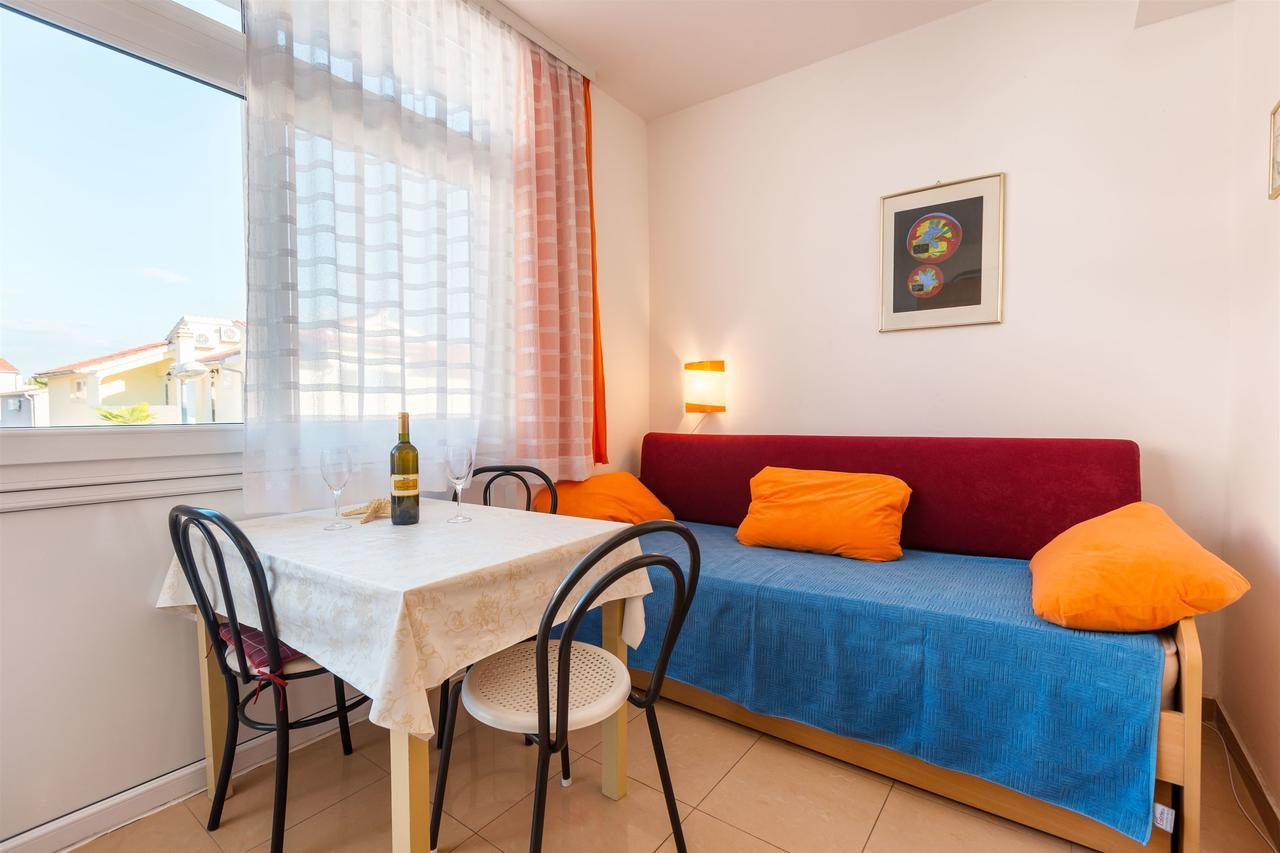 Apartments Zanze Vodice Eksteriør bilde