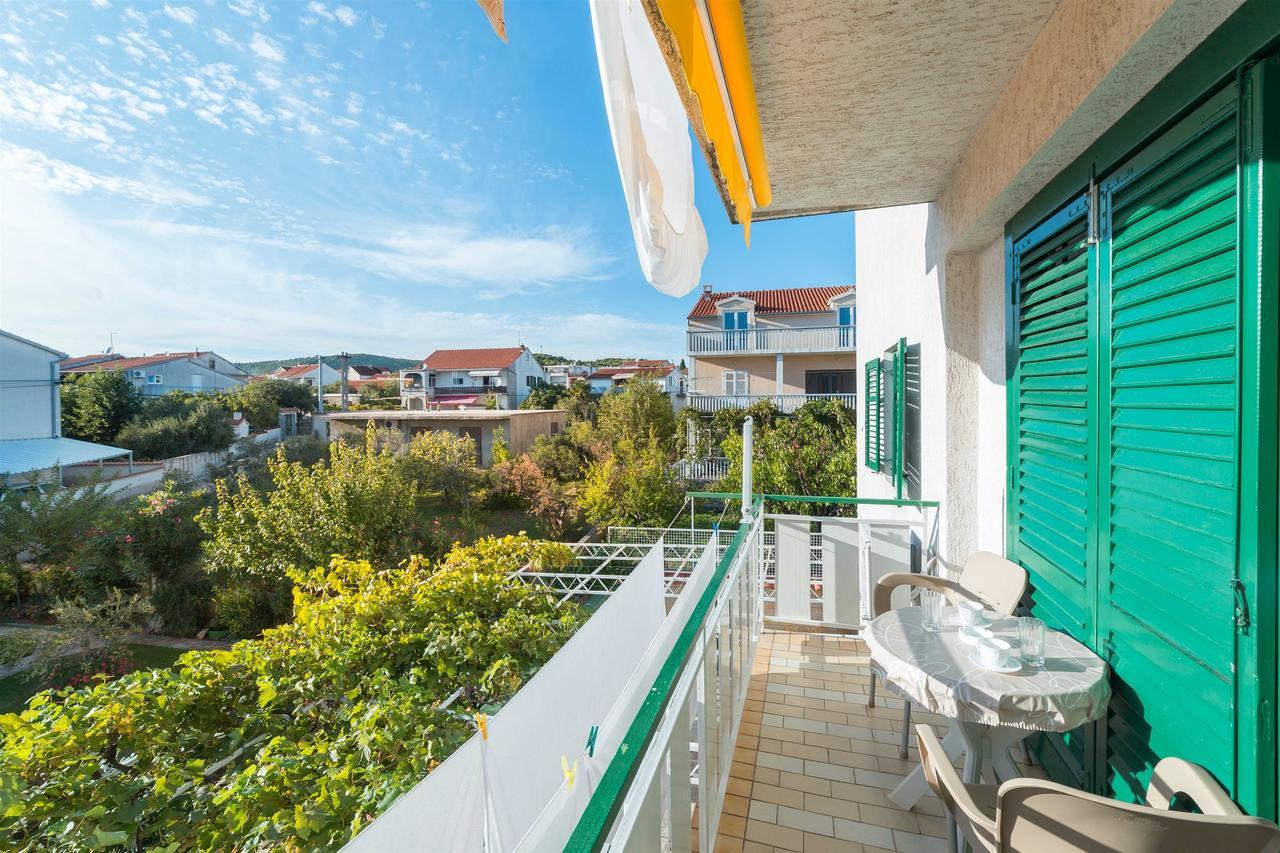 Apartments Zanze Vodice Eksteriør bilde