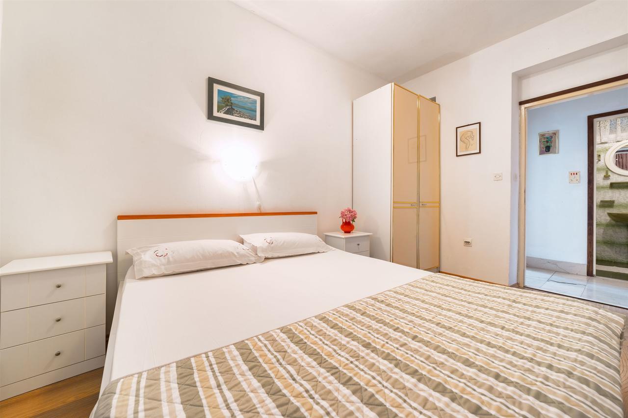 Apartments Zanze Vodice Eksteriør bilde