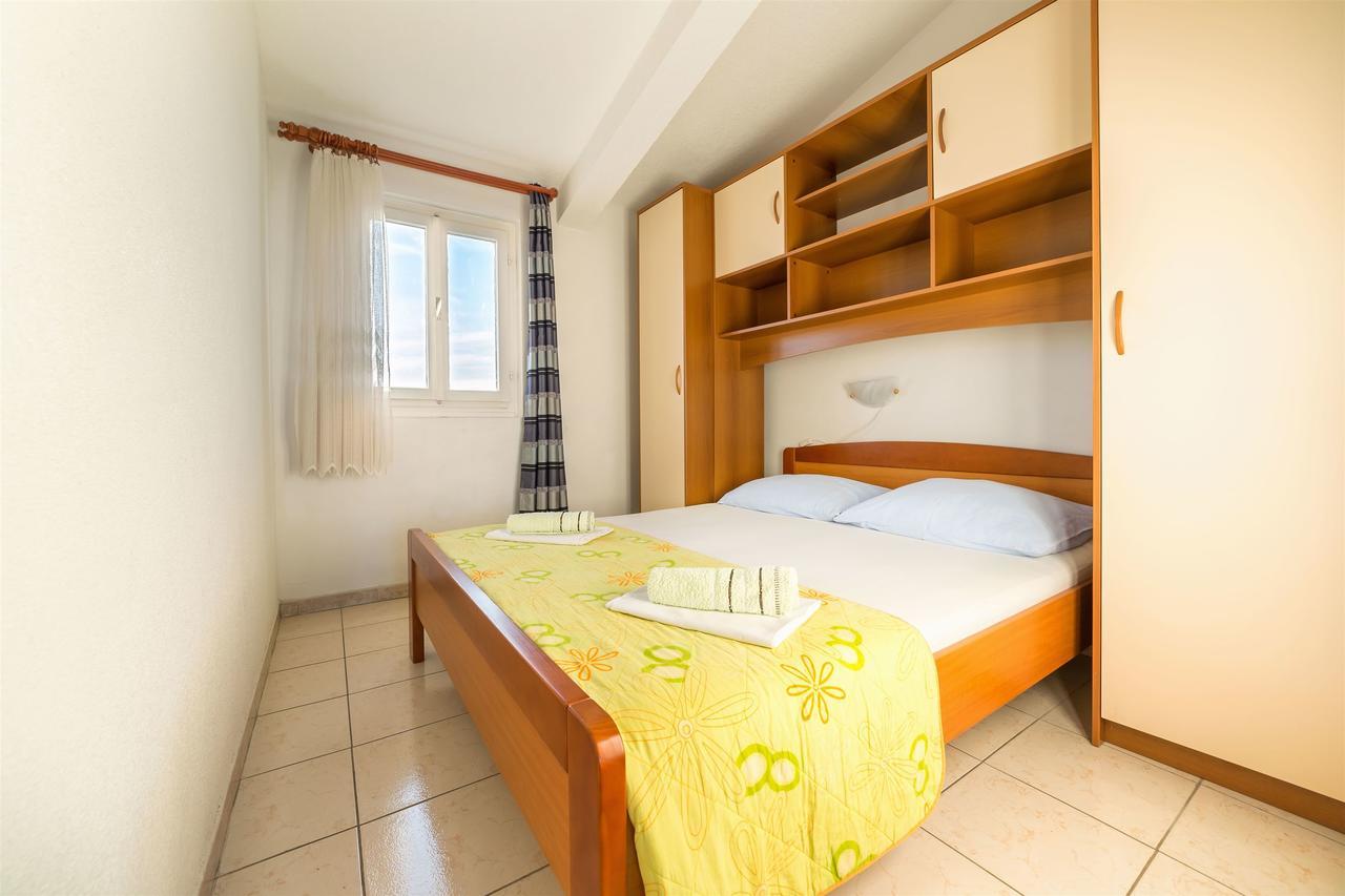 Apartments Zanze Vodice Eksteriør bilde