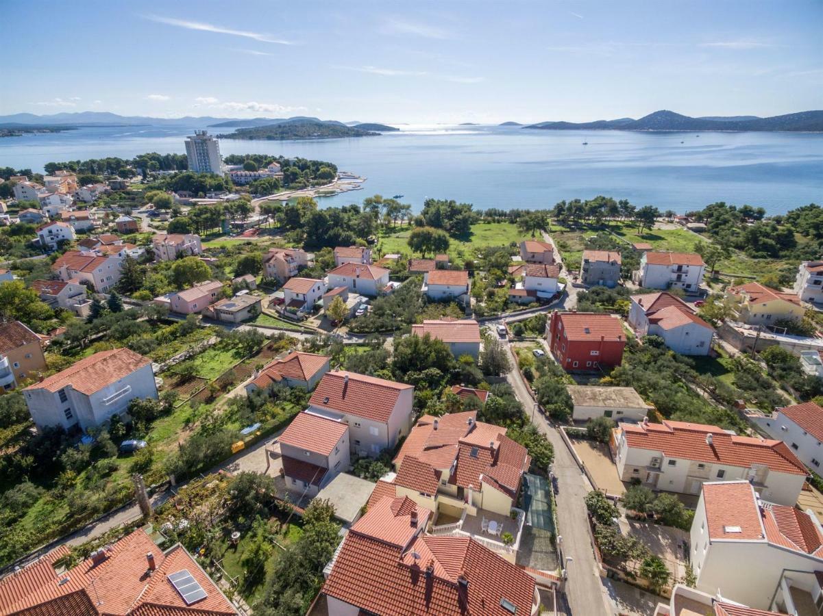 Apartments Zanze Vodice Eksteriør bilde